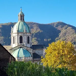 https://domus-como.it-lombardy.com