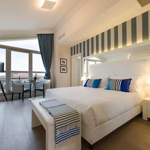 Palazzo Bezzi 4* Ravenna
