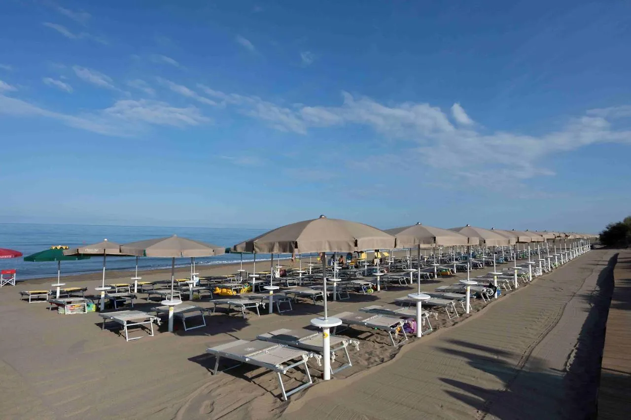 Canado Club Family Village Marina di Castagneto Carducci Italy