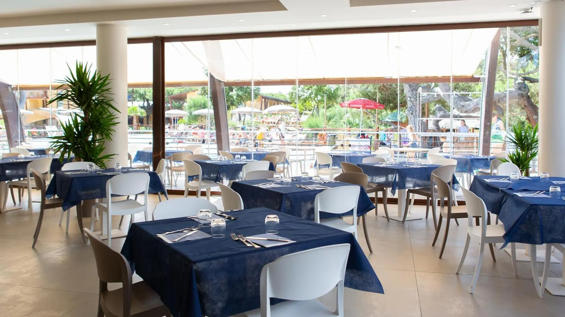 Canado Club Family Village Marina di Castagneto Carducci 4*,  Italy